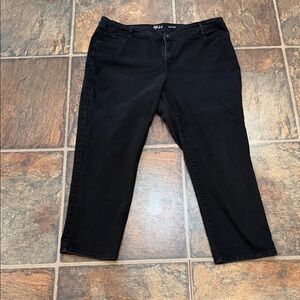 Style & Co. Black Cropped Jeans